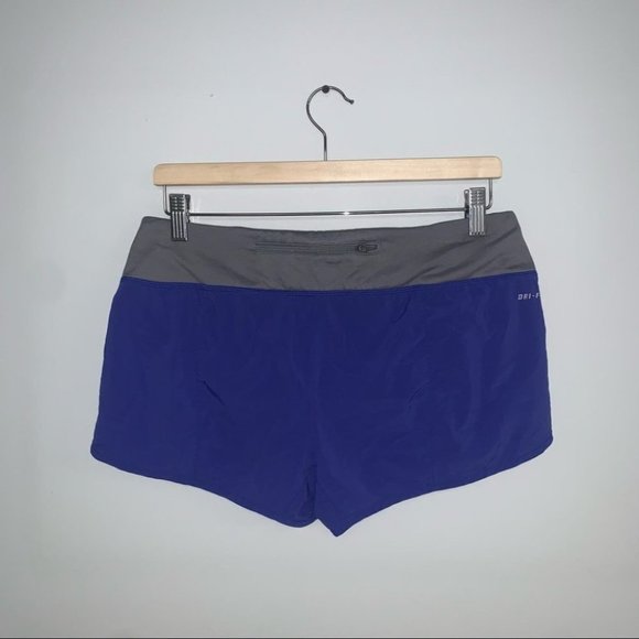 Nike Running Shorts Women’s Size Medium Purple Grey Lined Workout Swoosh Logo - Picture 5 of 7